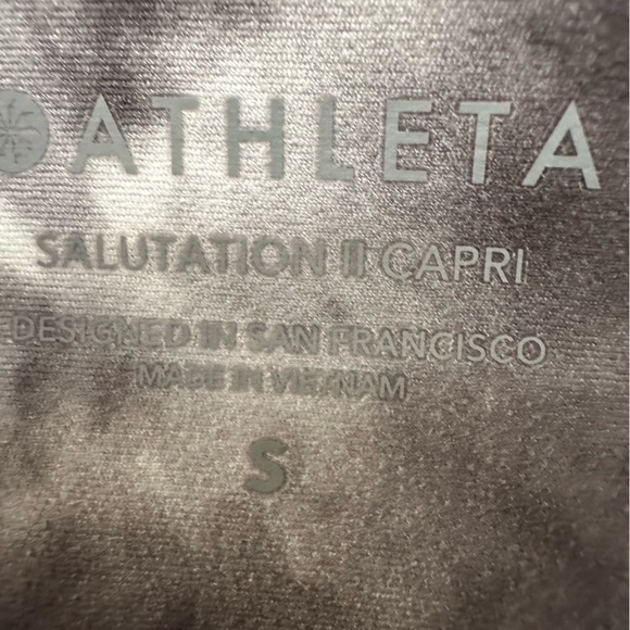 Athleta Salutation Crop Capri Leggings Marled Tie Die Black White 19” Small - Picture 14 of 16